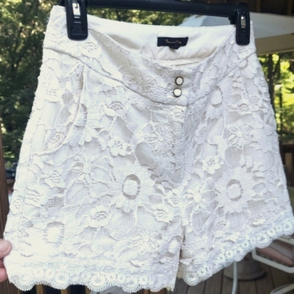 Lace Overlay White Women's Shorts